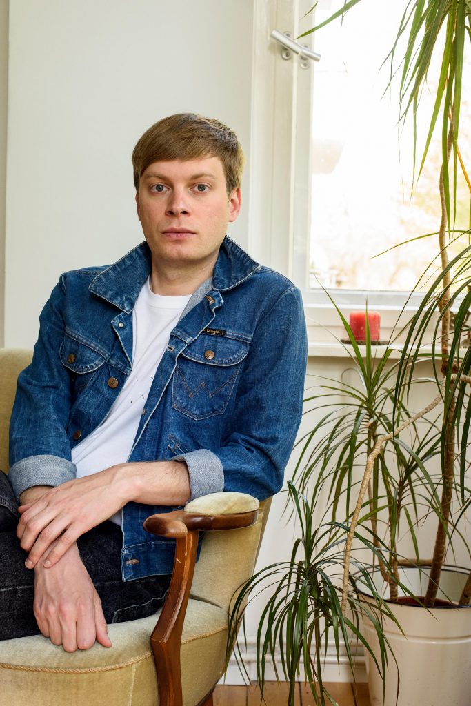 The author and musician Hendrik Otremba in his house in Berlin